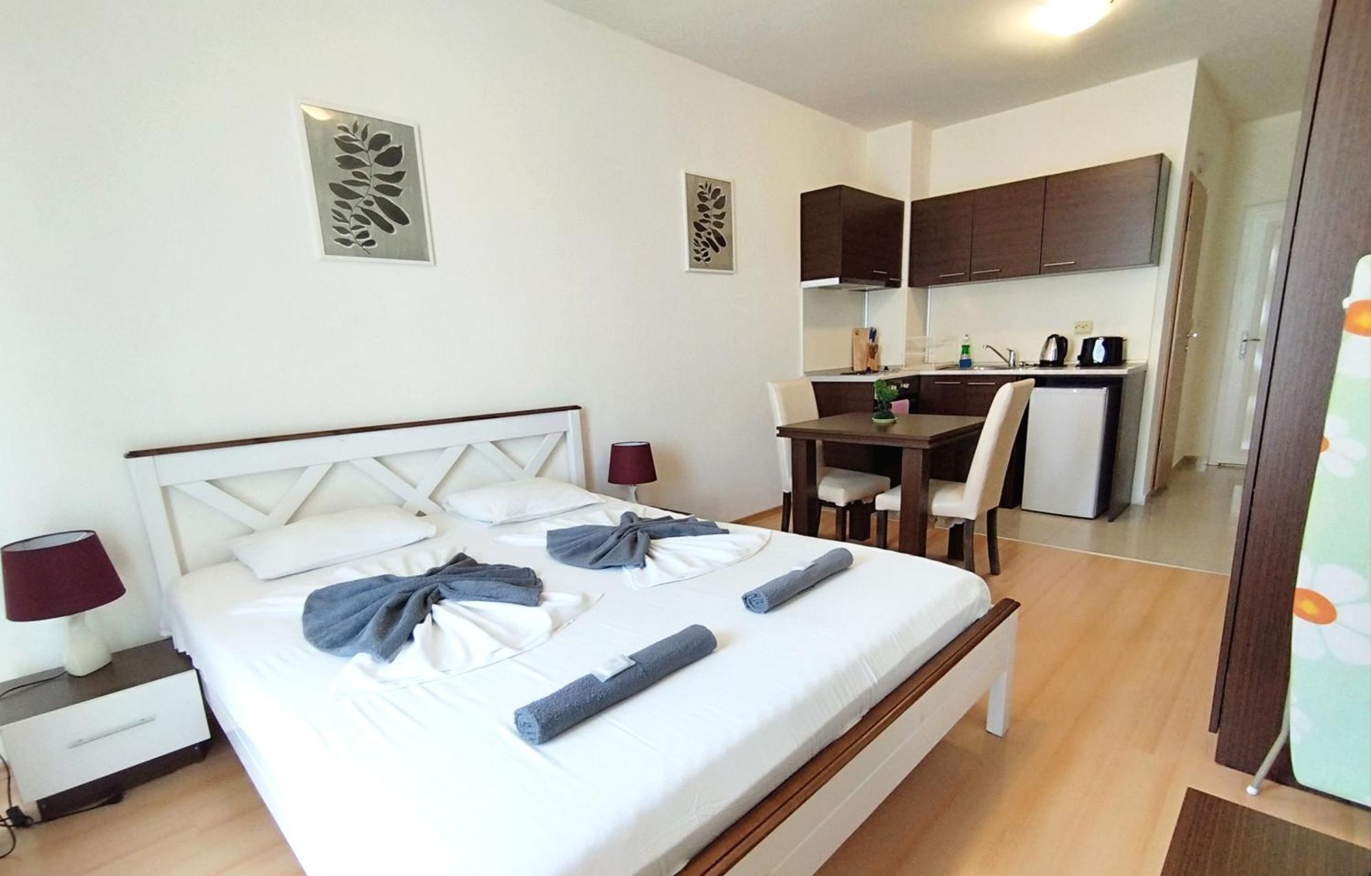 New Line Village Apartments Sunny Beach Dış mekan fotoğraf