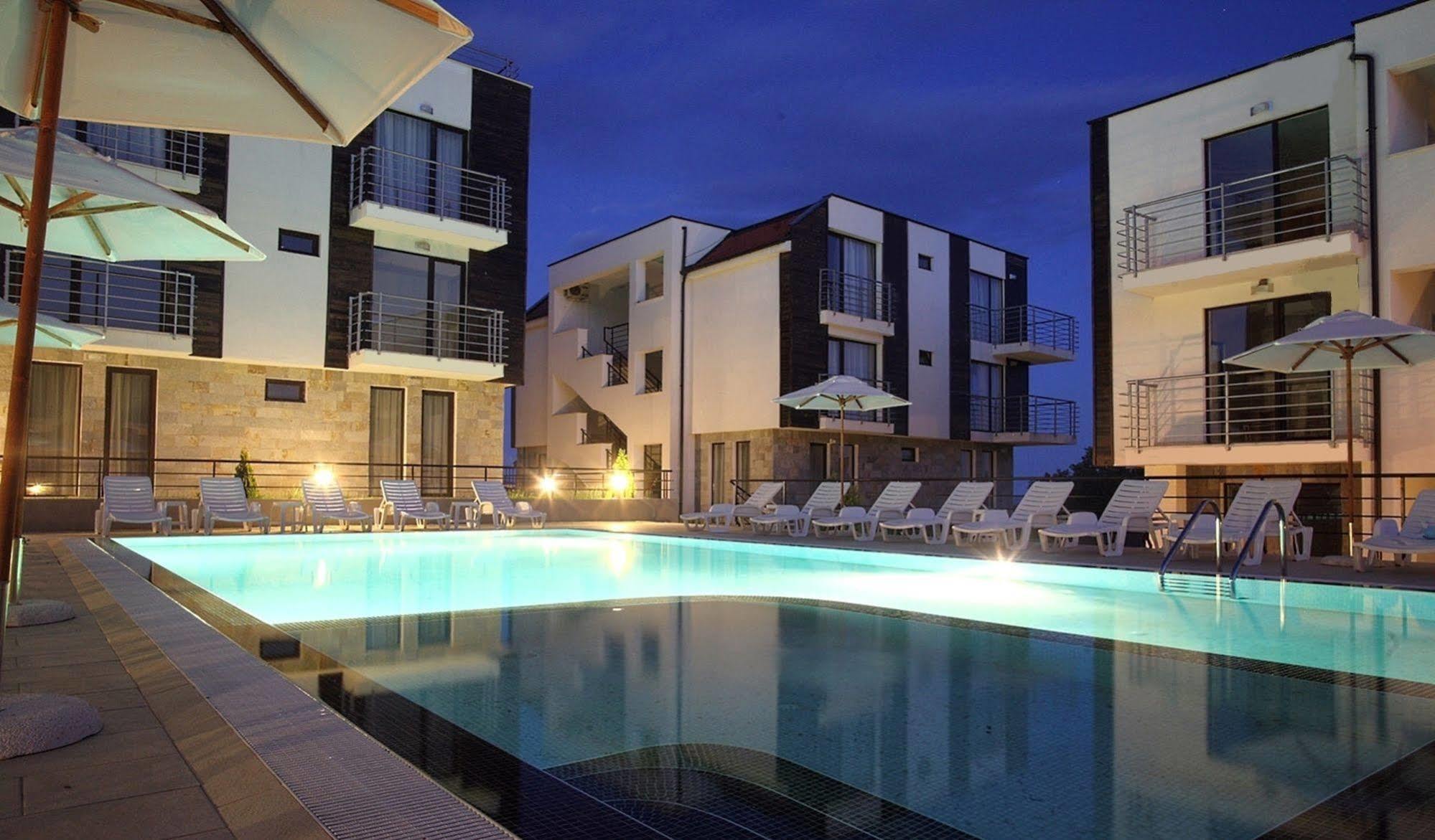 New Line Village Apartments Sunny Beach Dış mekan fotoğraf