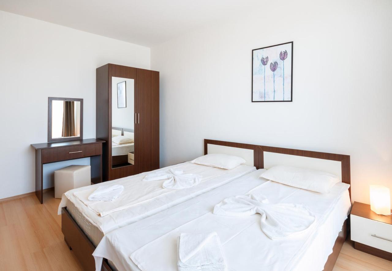 New Line Village Apartments Sunny Beach Dış mekan fotoğraf