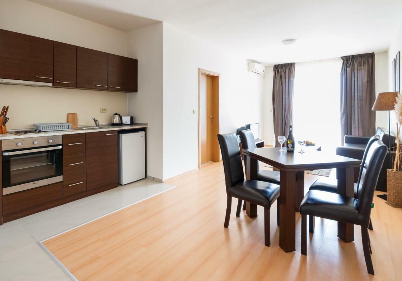 New Line Village Apartments Sunny Beach Dış mekan fotoğraf